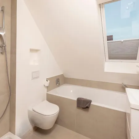 Haus Waterkant - Traumhafter Meerblick Und Garten Prázdninový dům Sassnitz