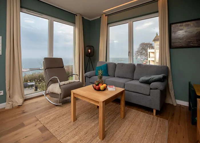 Haus Waterkant - Traumhafter Meerblick Und Garten Feriehus Sassnitz